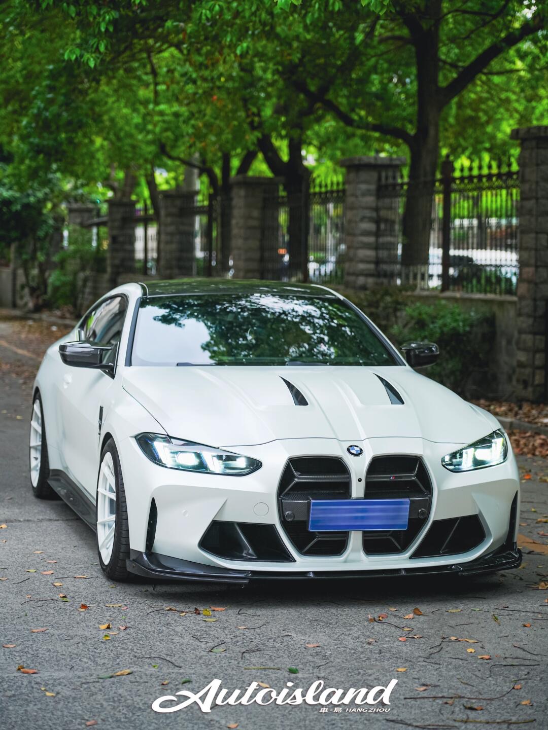 BMW G80 M3/G82 M4 AP Style Vented Dry Carbon Hood - styling view