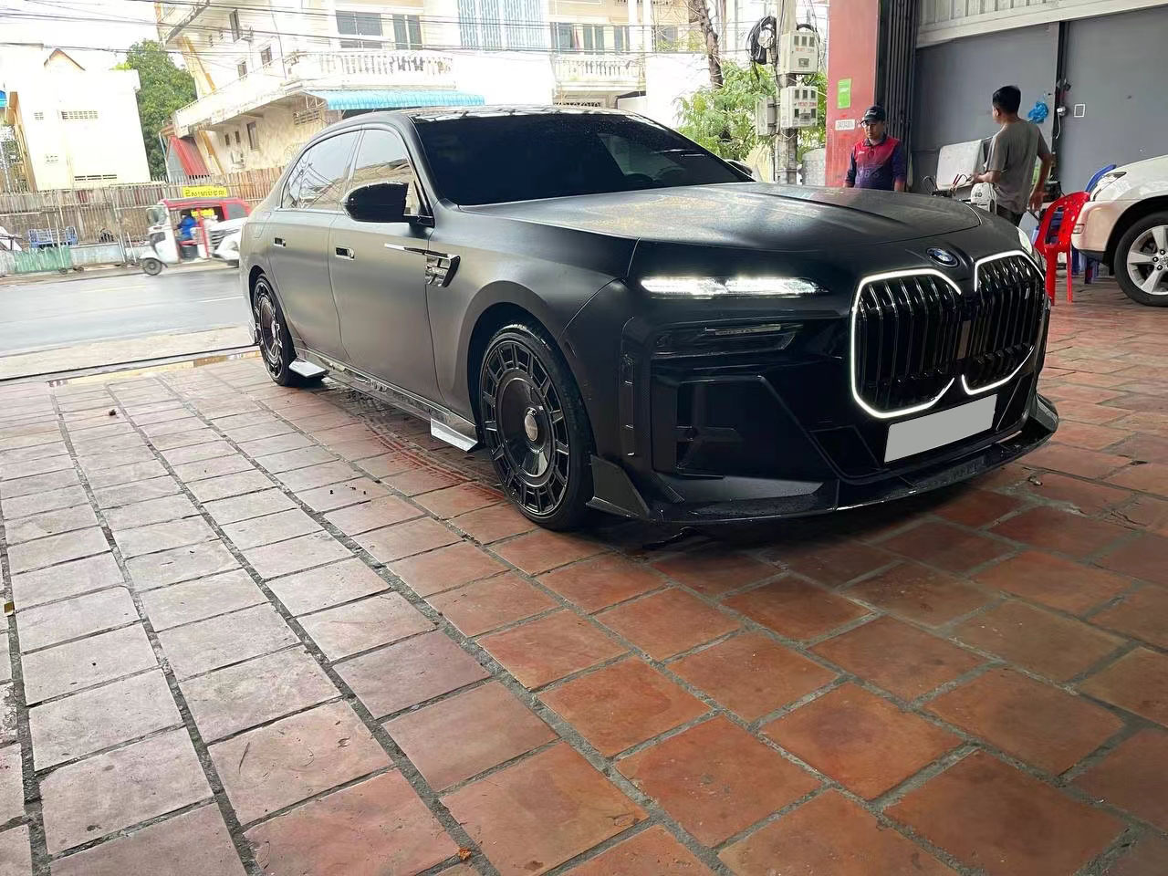 BMW 7 Series G70 MSY Style Parts - styling view