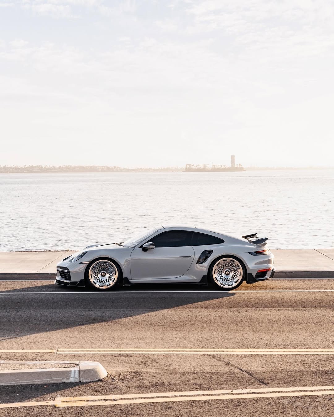 Porsche 911 992.1 Turbo S 9D Style Dry Carbon Parts - styling view