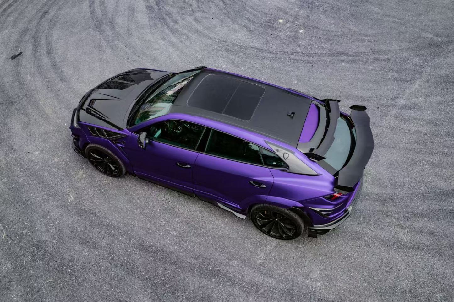 Lamborghini Urus MSY Gen 3 Style Dry Carbon Body Kit - styling view