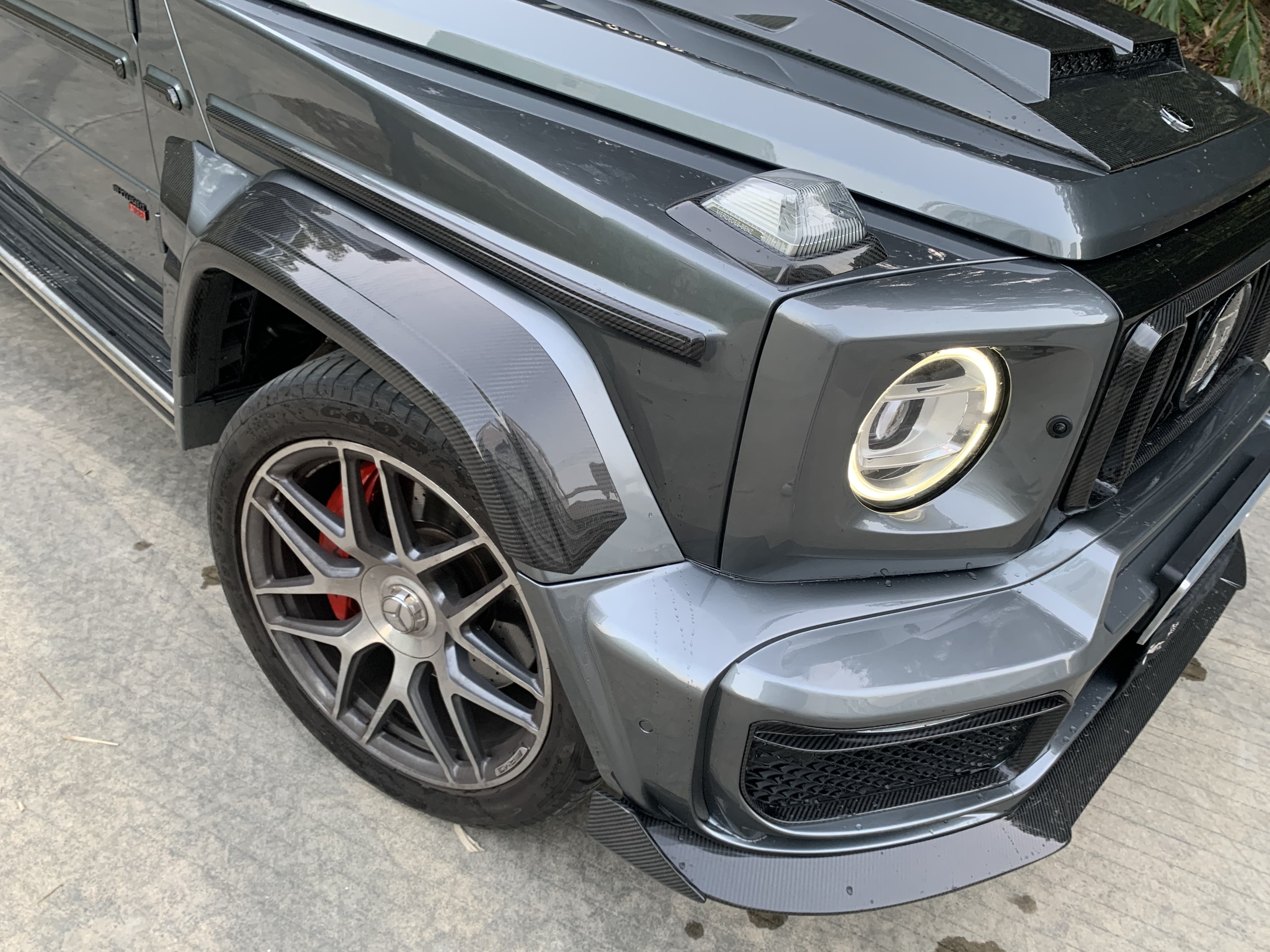 Mercedes-Benz W464 G350 / G500 / G63 G900 Style Parts - styling view