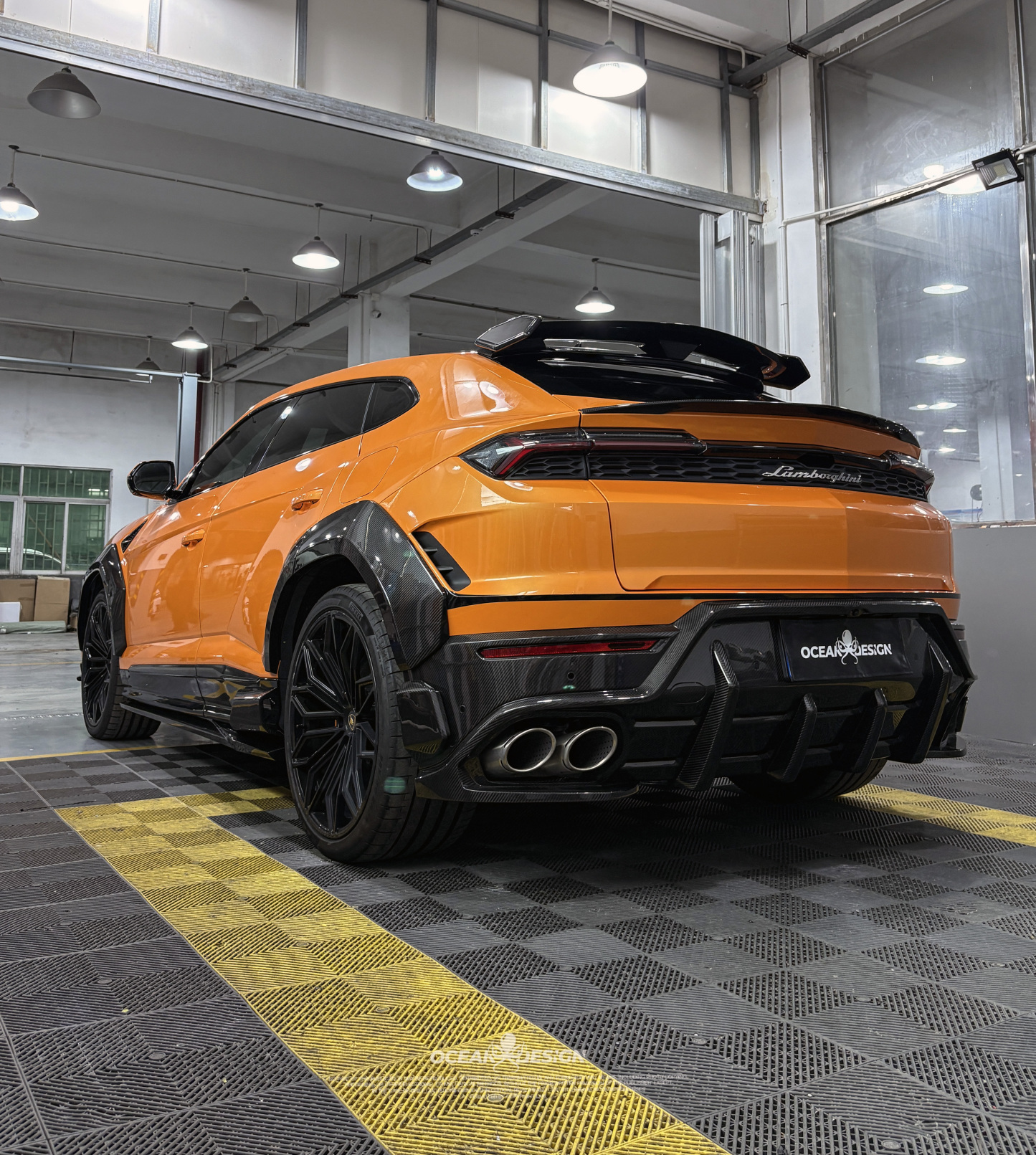 Lamborghini Urus SE U Style Parts - styling view