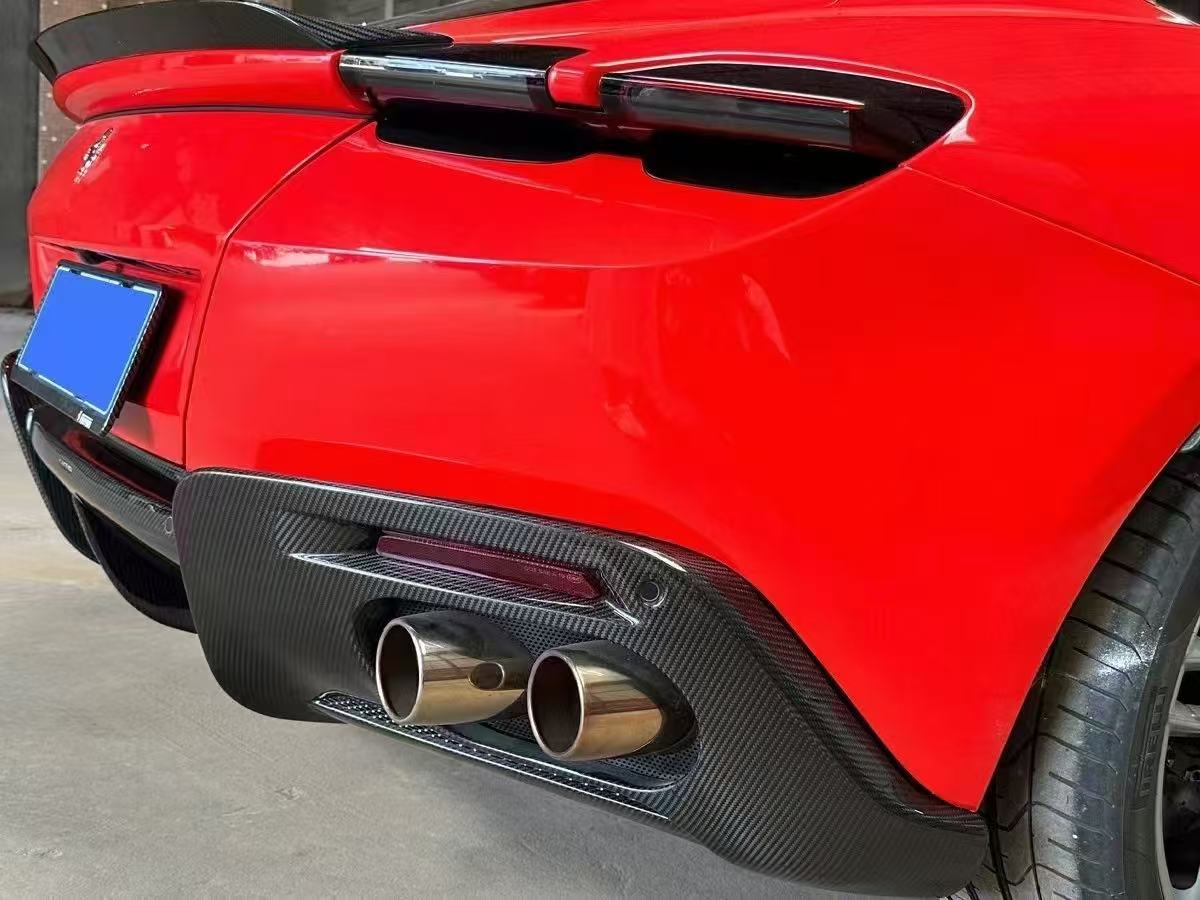 Ferrari Roma N Style Dry Carbon Parts - styling view