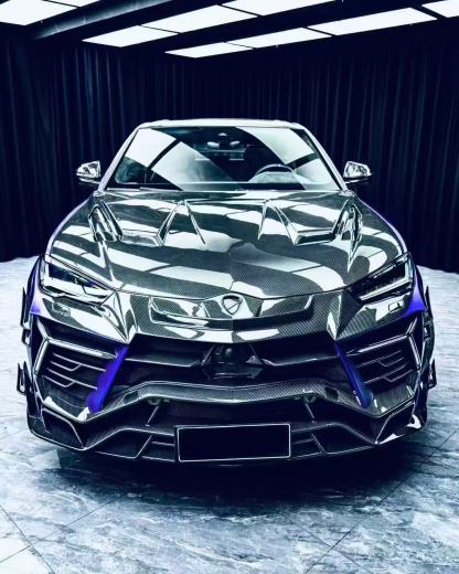 Lamborghini Urus MSY Gen 3 Style Dry Carbon Body Kit - styling view