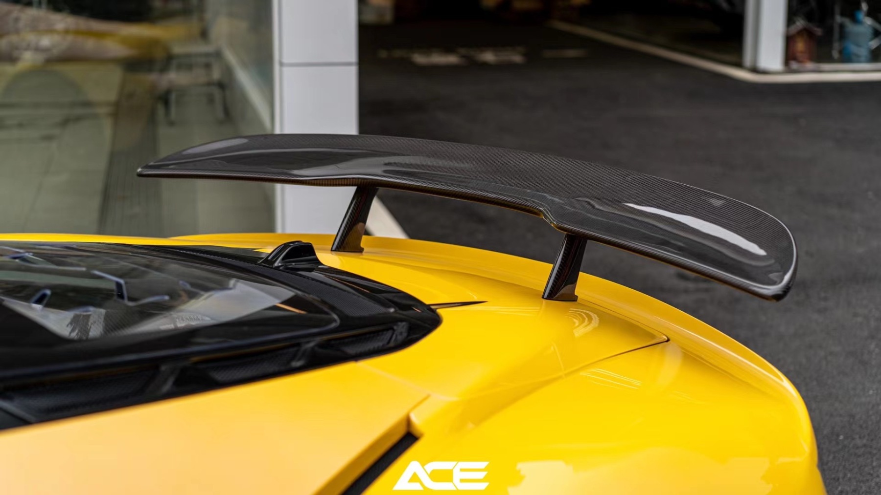 Maserati MC20 N Style Dry Carbon Parts - styling view