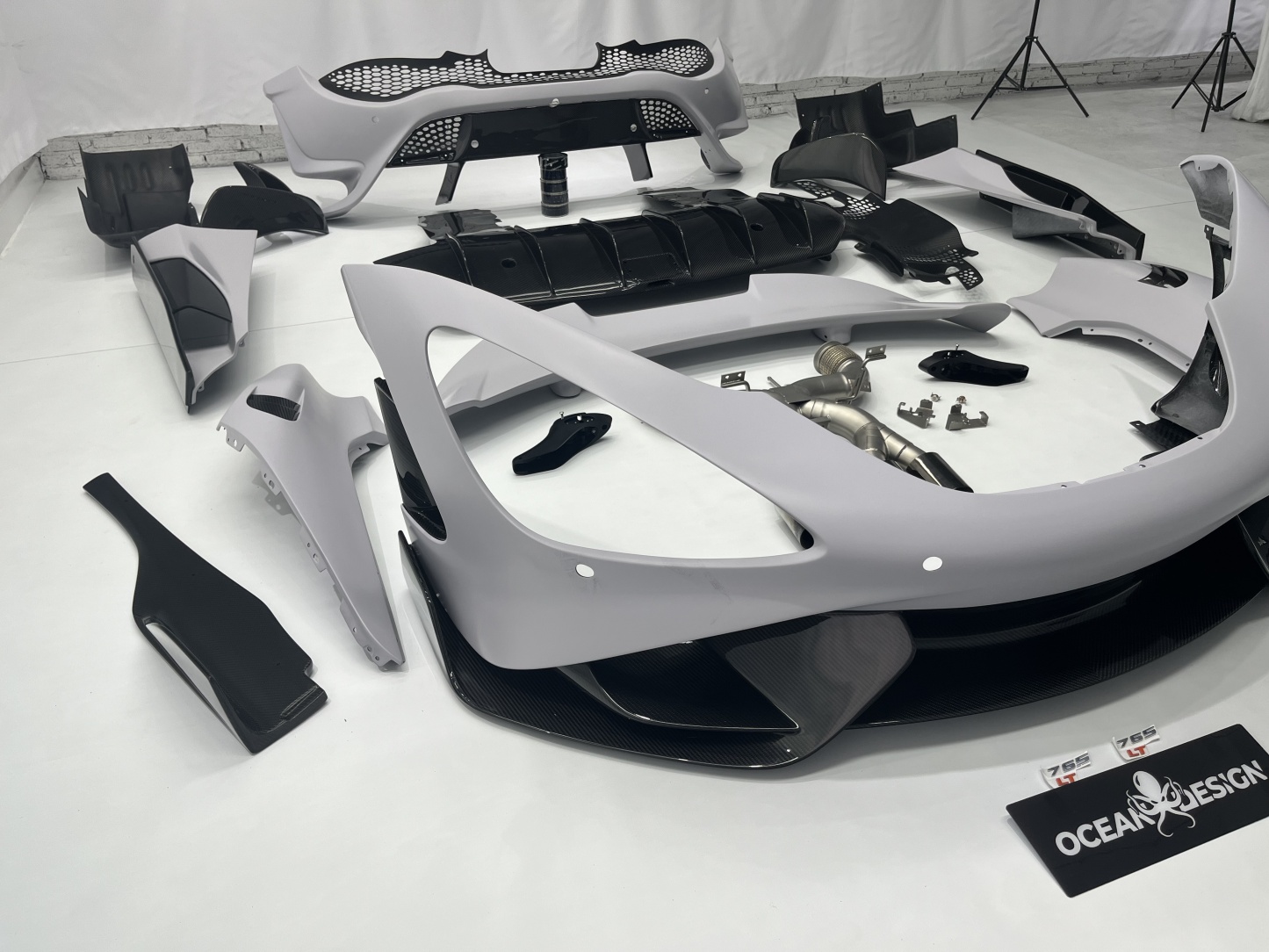 McLaren 720S to 765LT Style Dry Carbon Conversion Kit - styling view