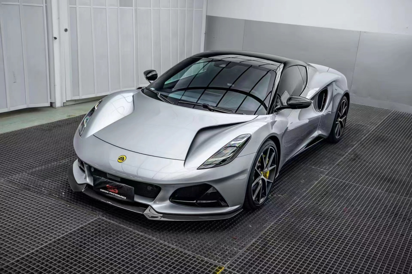 Lotus Emira Ocean Design Style Dry Carbon Parts - styling view