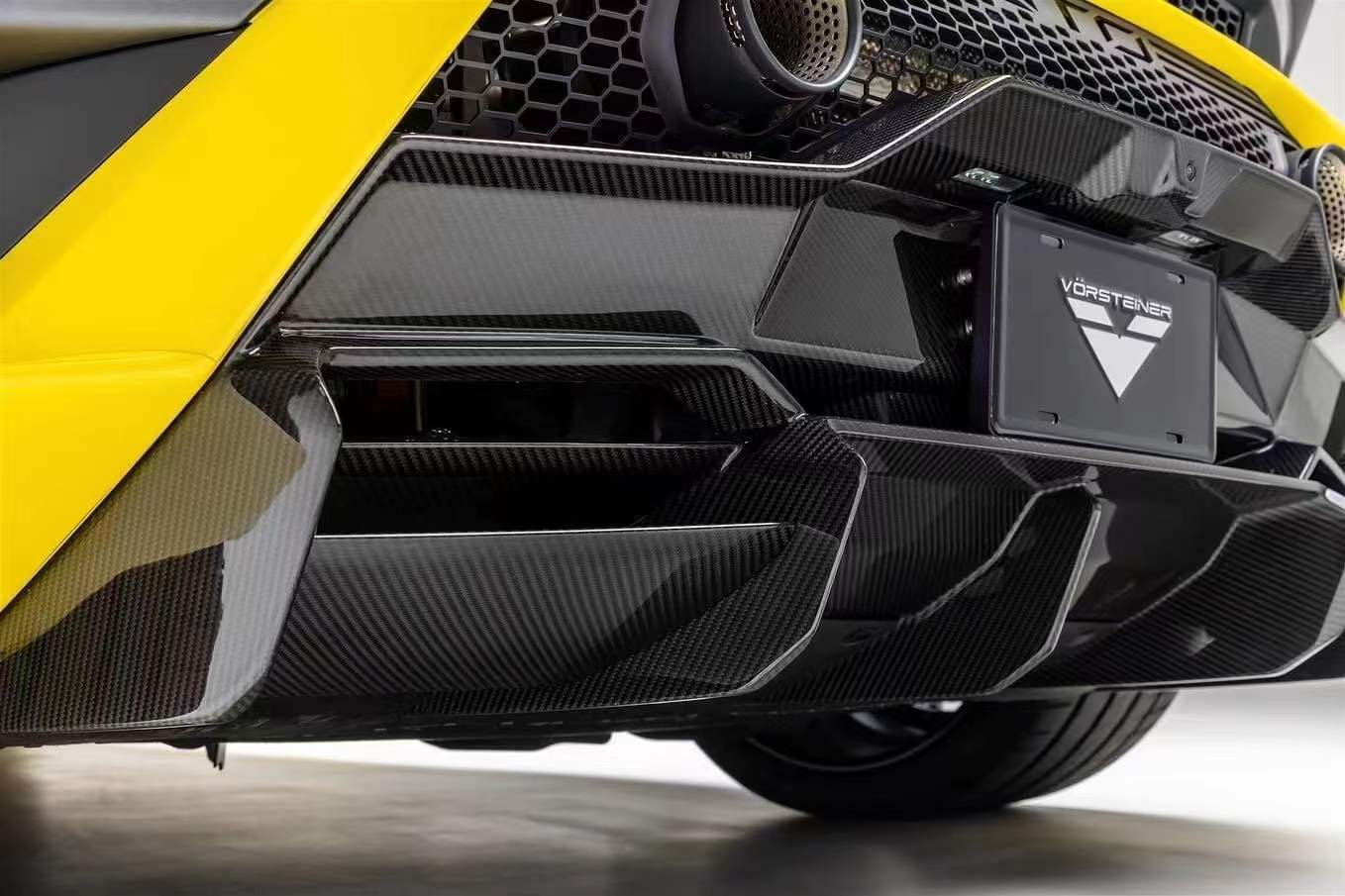 Lamborghini STO V Style Dry Carbon Parts - styling view