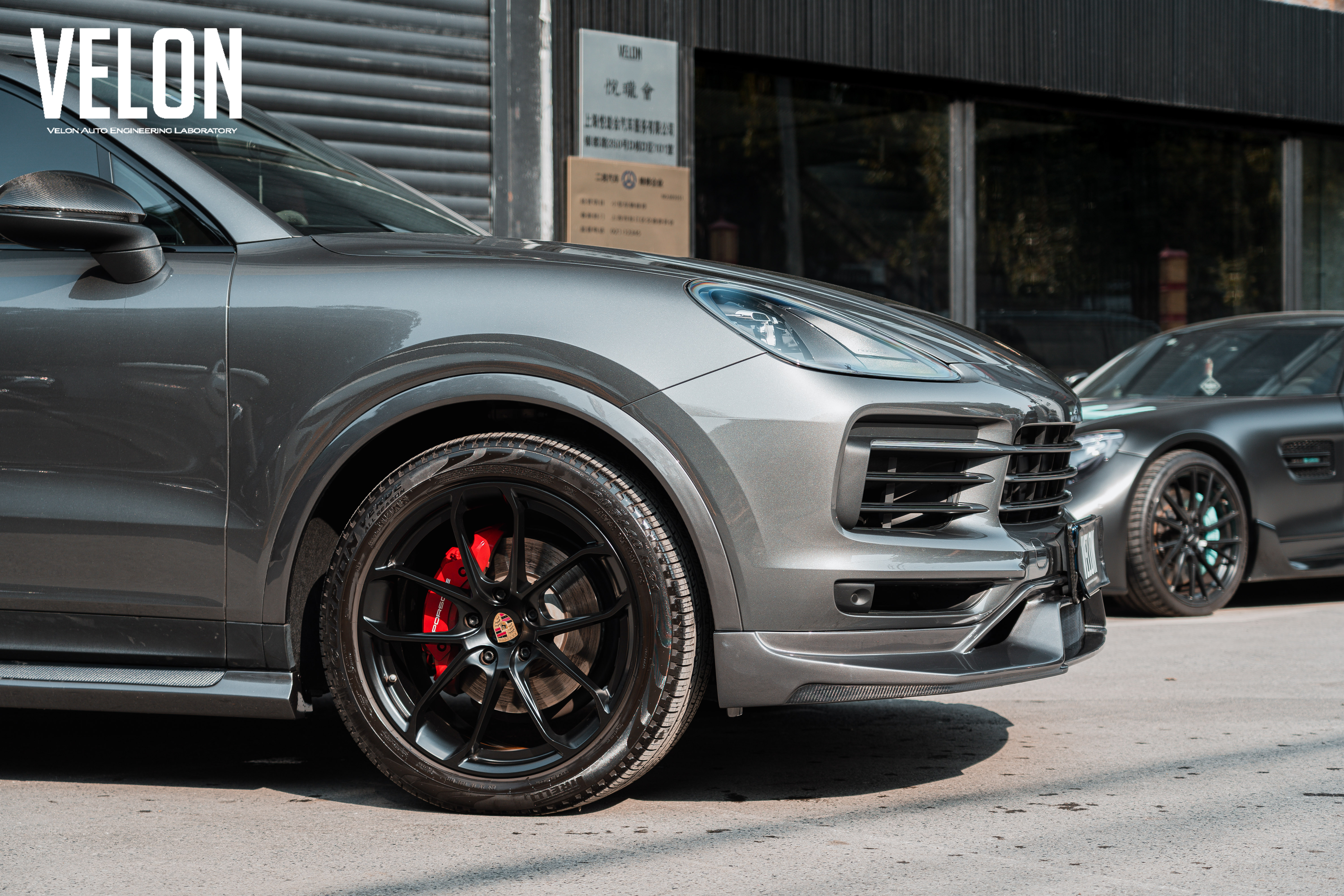Porsche Cayenne OD Style Carbon Fiber Parts - styling view