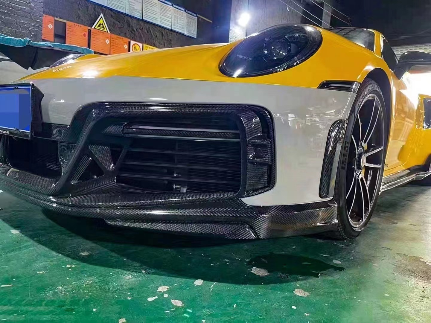 Porsche 911 992.1 Turbo S Techart Style Dry Carbon Parts - styling view