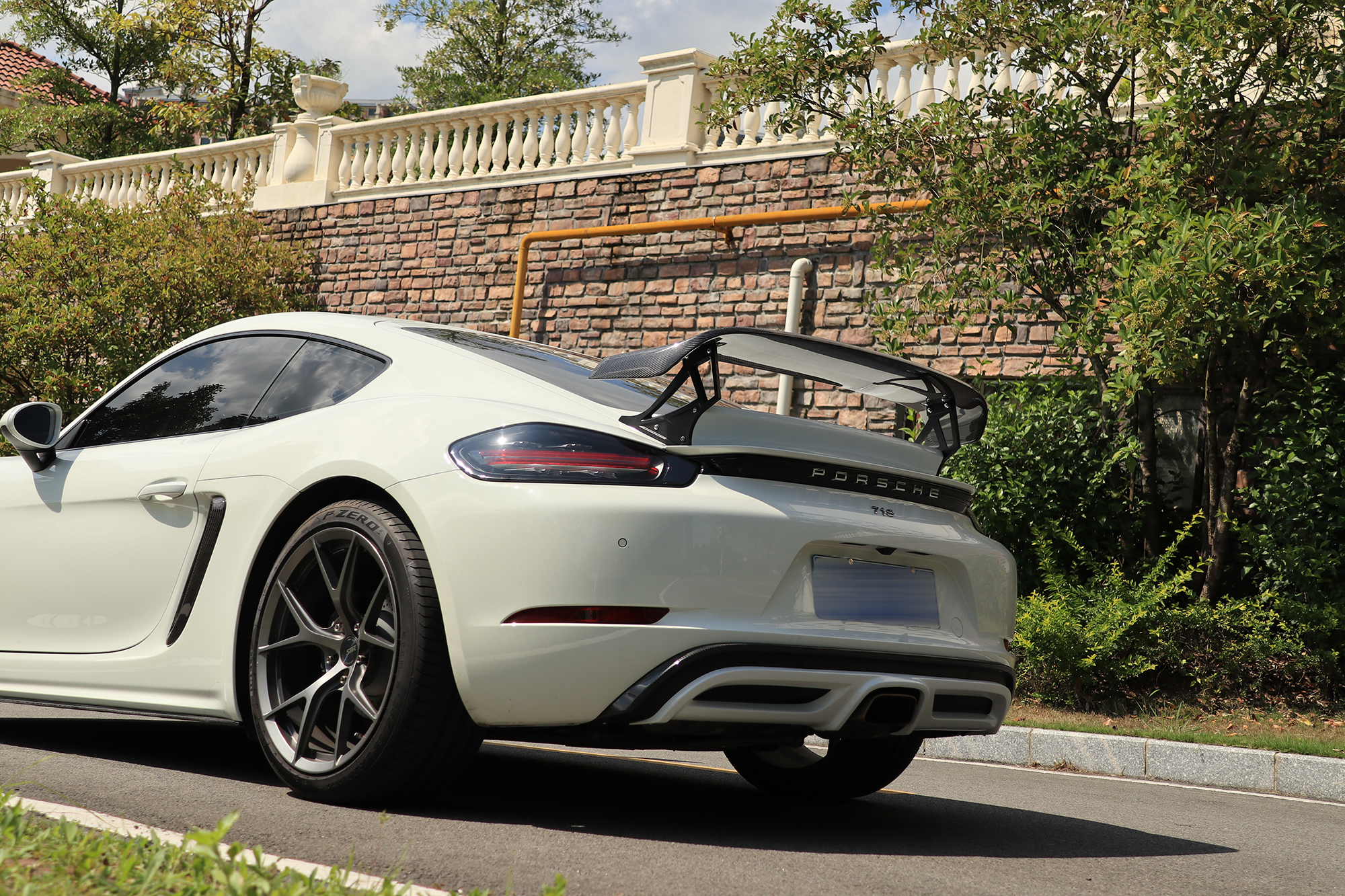 Porsche 718 Boxster / Cayman Techart Style Parts - styling view