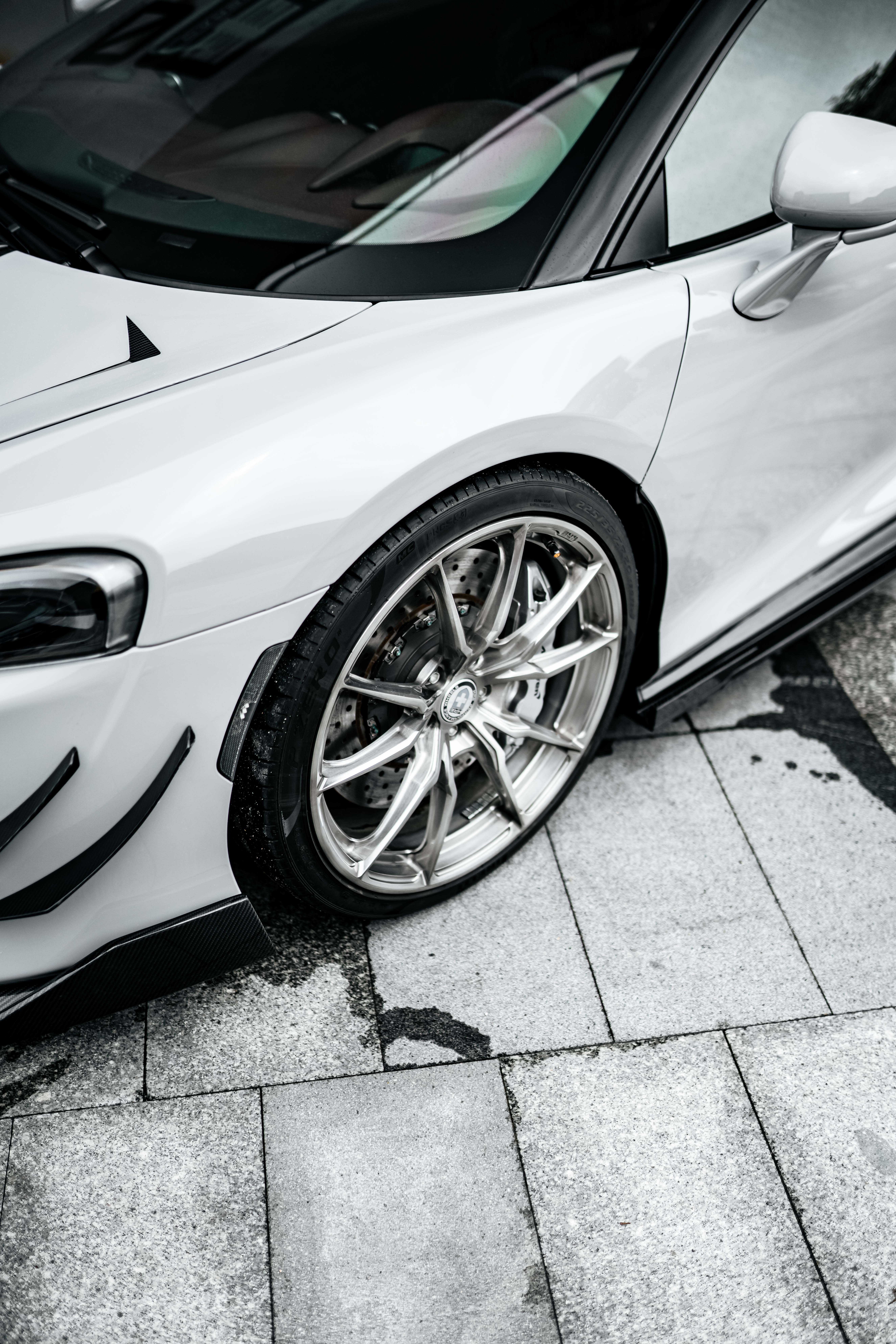 McLaren GT Dry Carbon Parts - styling view