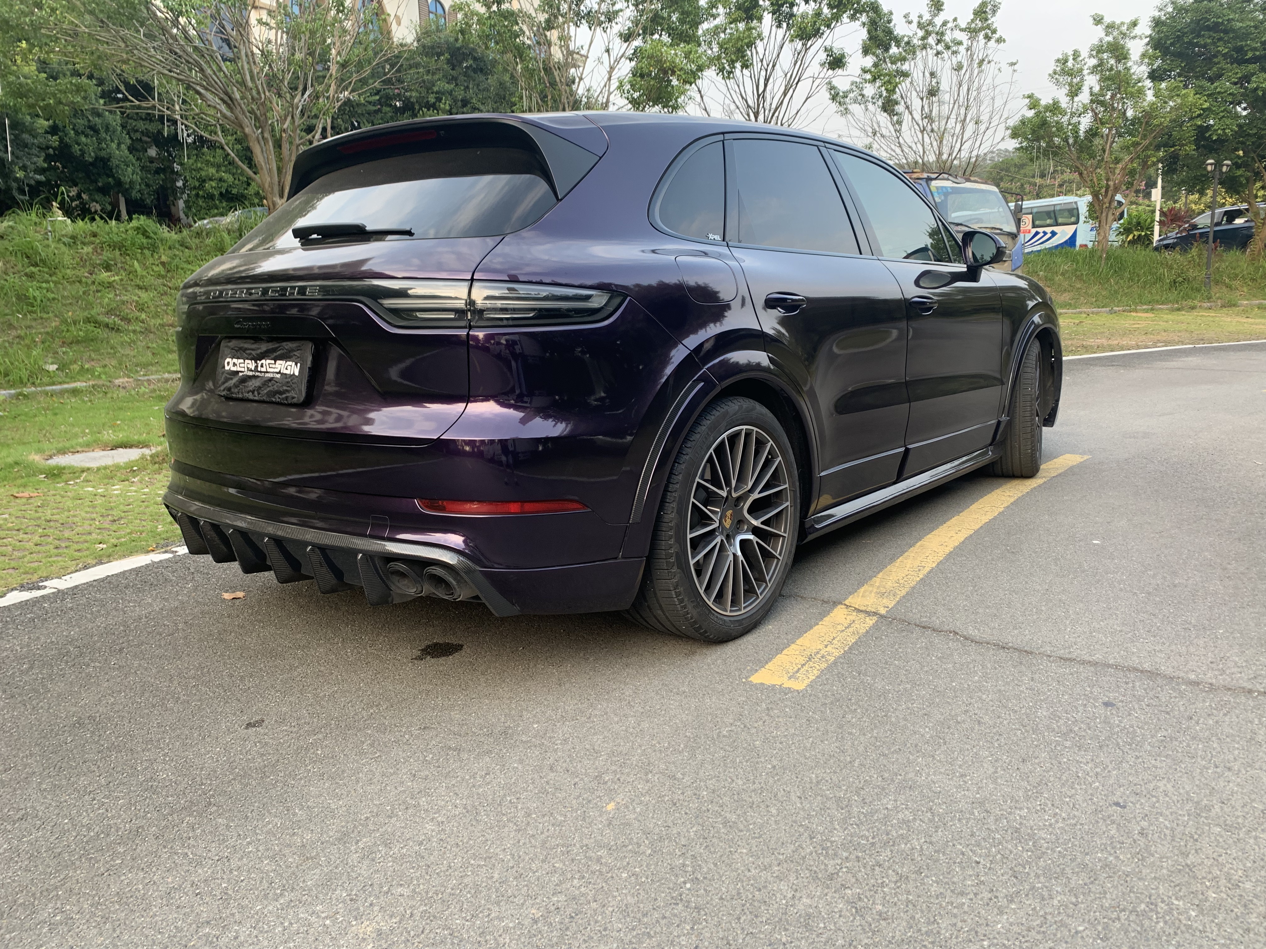 Porsche Cayenne OD Style Carbon Fiber Parts - styling view