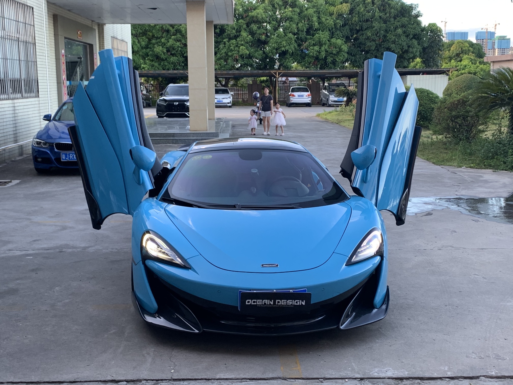 McLaren 540C / 570S to 600LT Style Carbon Fiber Conversion Kit - styling view