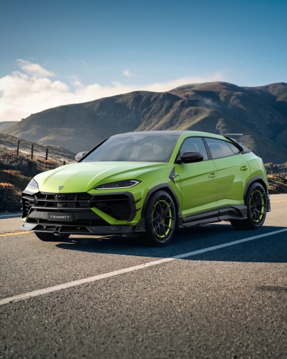Lamborghini Urus SE M Style Dry Carbon Parts - styling view