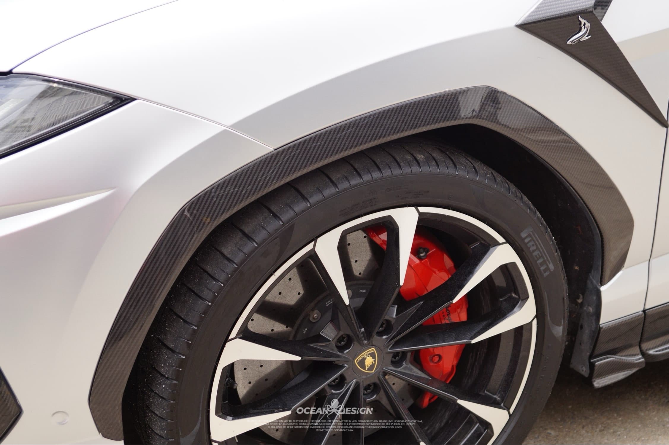 Lamborghini Urus Topcar Style Dry Carbon Parts - styling view