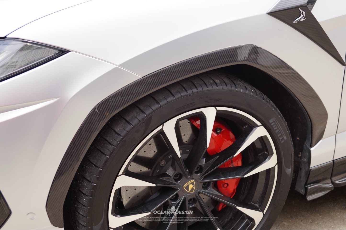 Lamborghini Urus Topcar Style Dry Carbon Parts - styling view