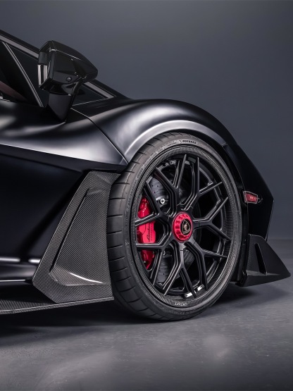 Lamborghini Revuelto R Style Dry Carbon Parts - styling view