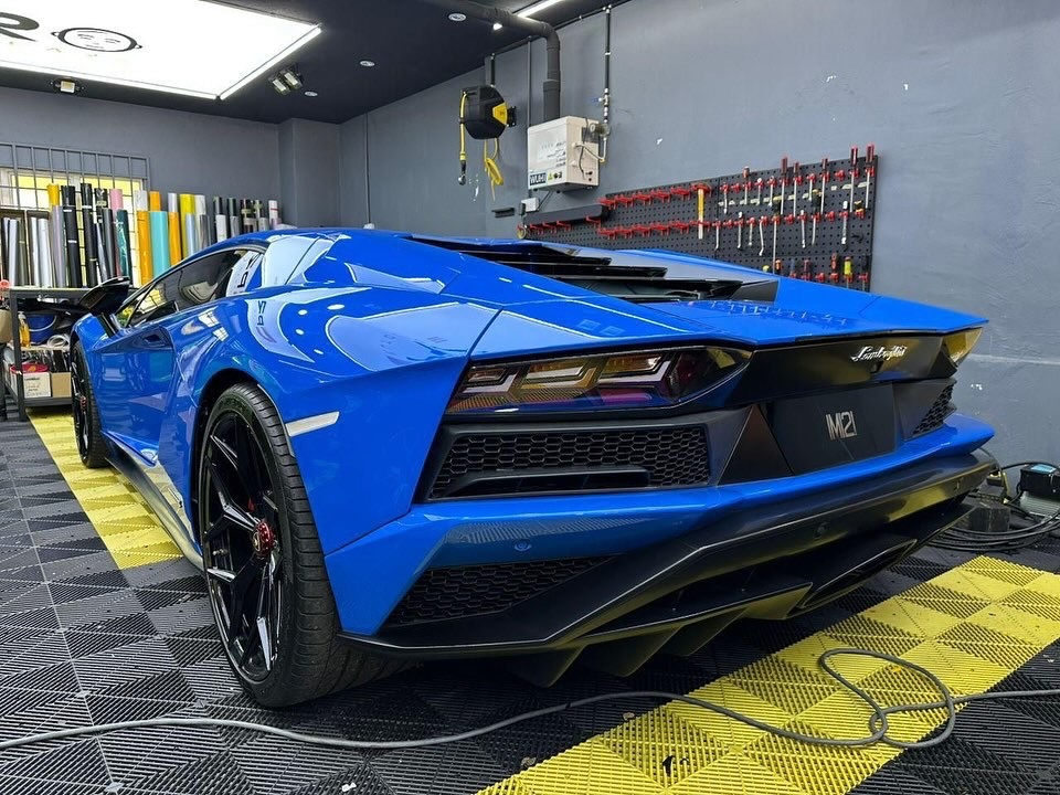 Lamborghini LP740 OEM Style Parts - styling view