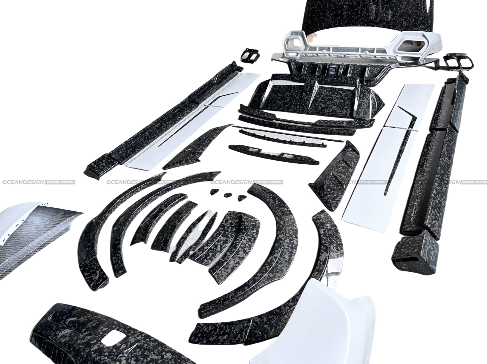 Rolls-Royce Cullinan MSY Style Dry Carbon Body Kit Configurations - styling view