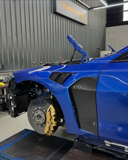BMW G80 M3/G82 M4 AP Style Dry Carbon Fenders - styling view