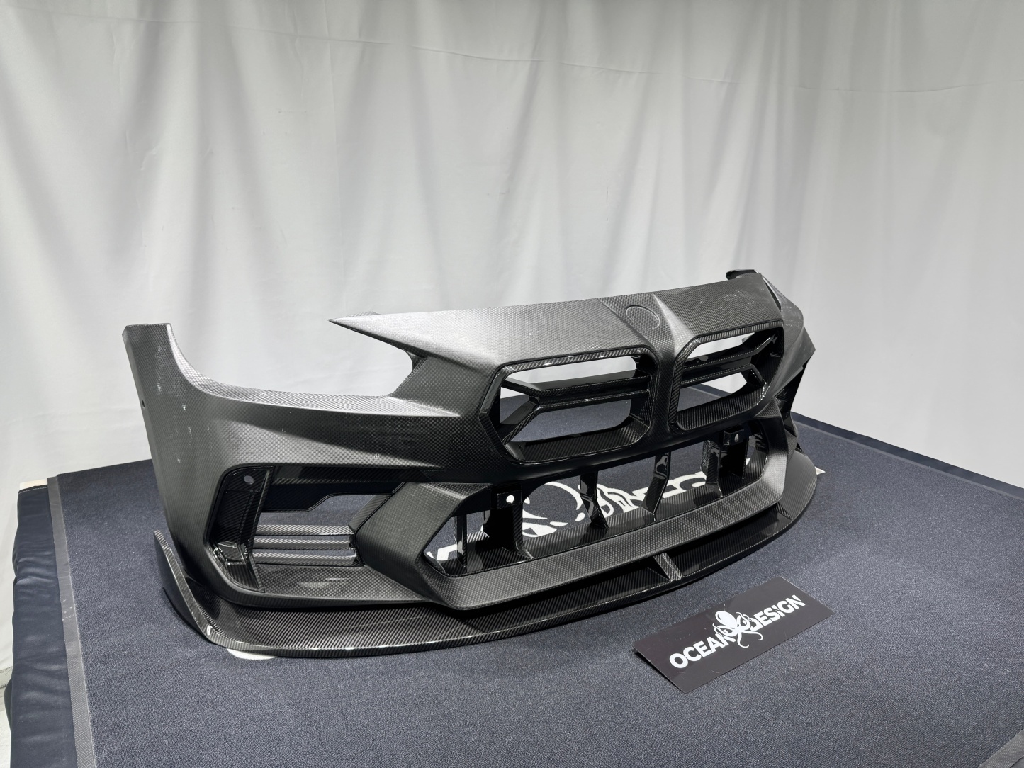 BMW G87 M2 AR V2 Style Dry Carbon Parts - styling view