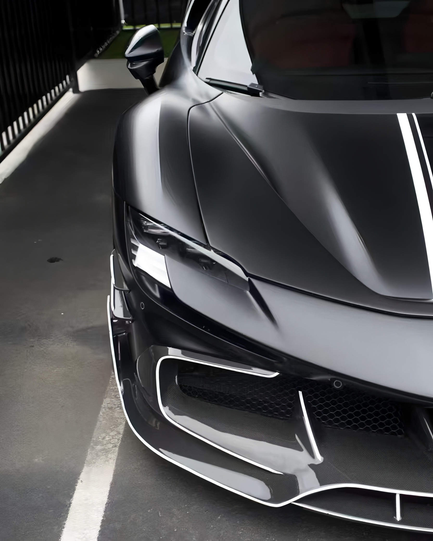 Ferrari SF90 M Style Dry Carbon Parts - styling view
