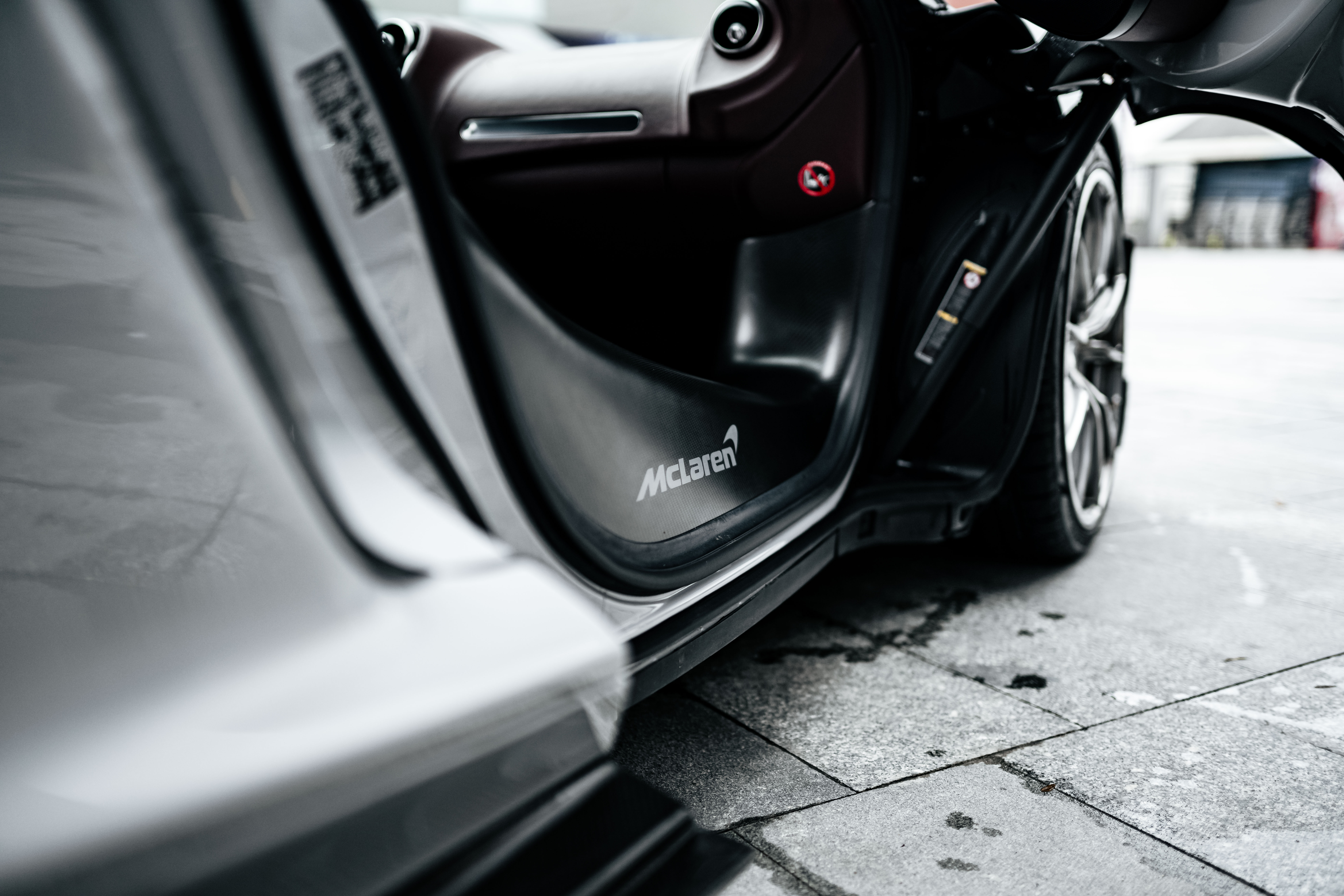McLaren GT Dry Carbon Parts - styling view