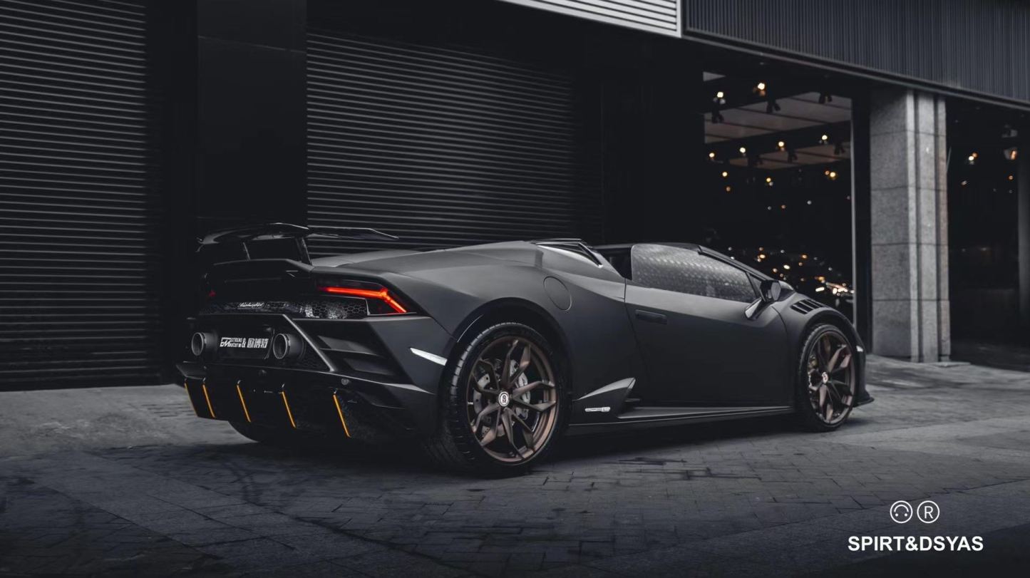 Lamborghini Huracan EVO RWD N Style Dry Carbon Parts - styling view