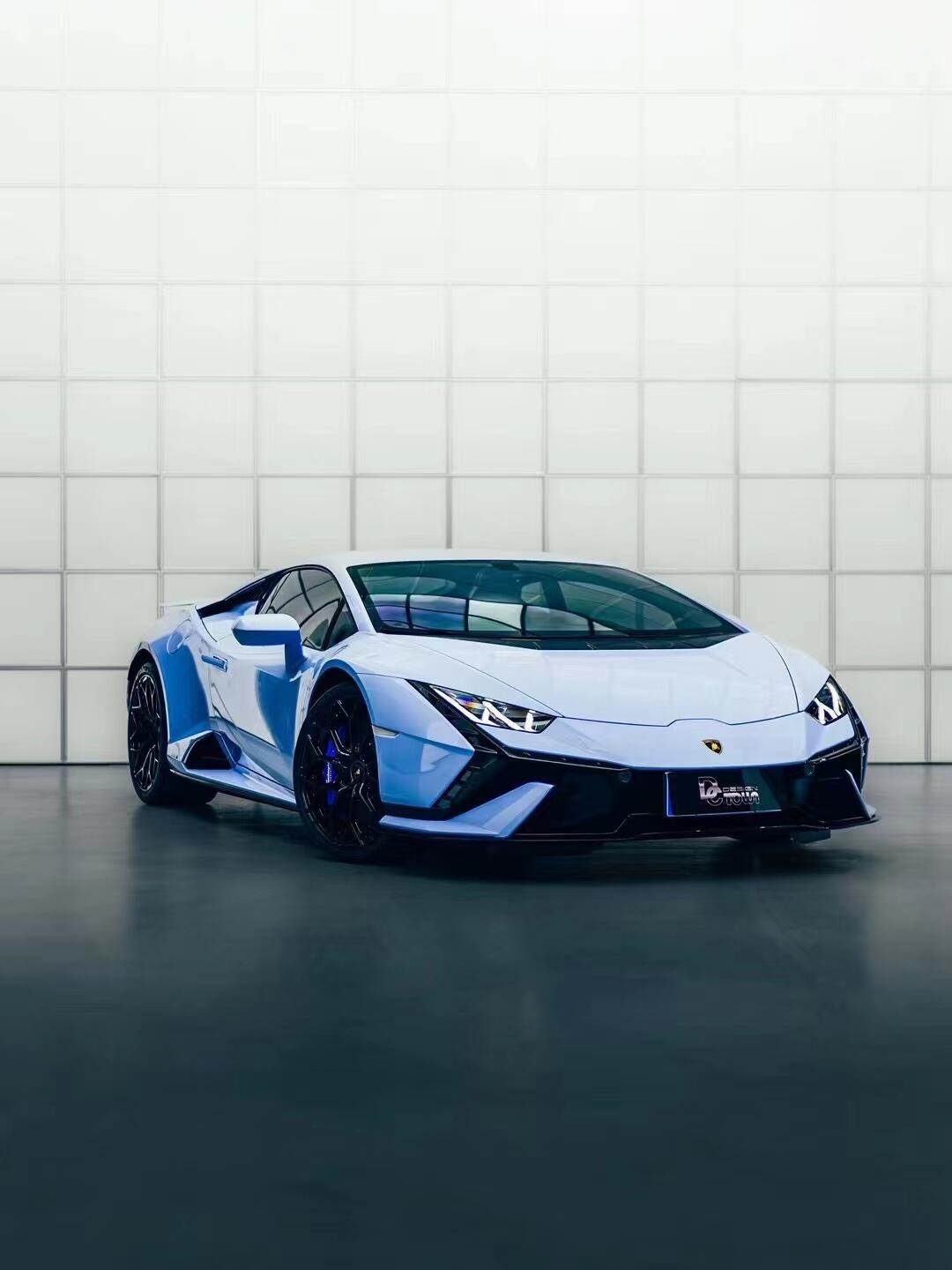 Lamborghini EVO Tecnice Style Plastic and Carbon Conversion Parts - styling view