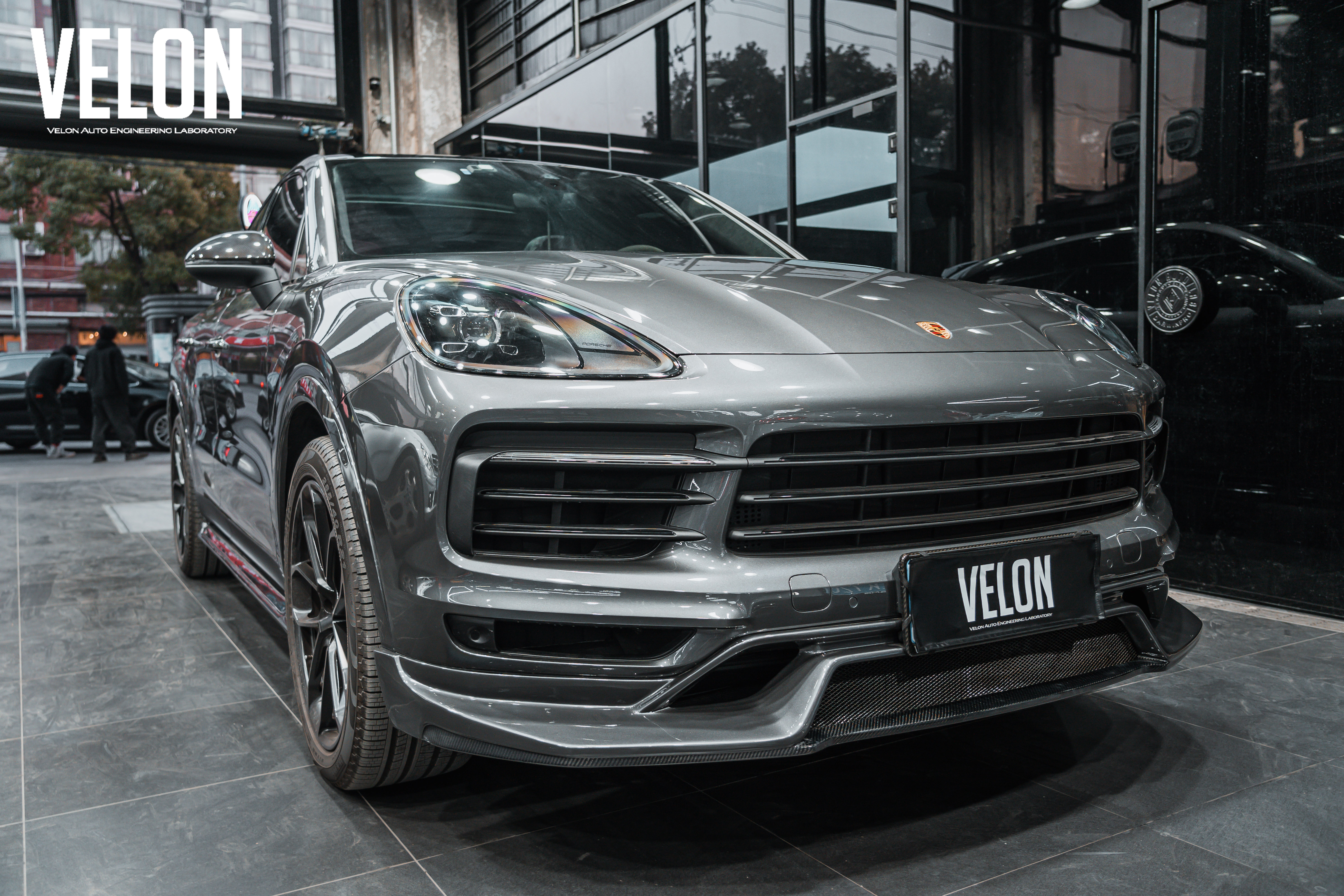 Porsche Cayenne OD Style Carbon Fiber Parts - styling view