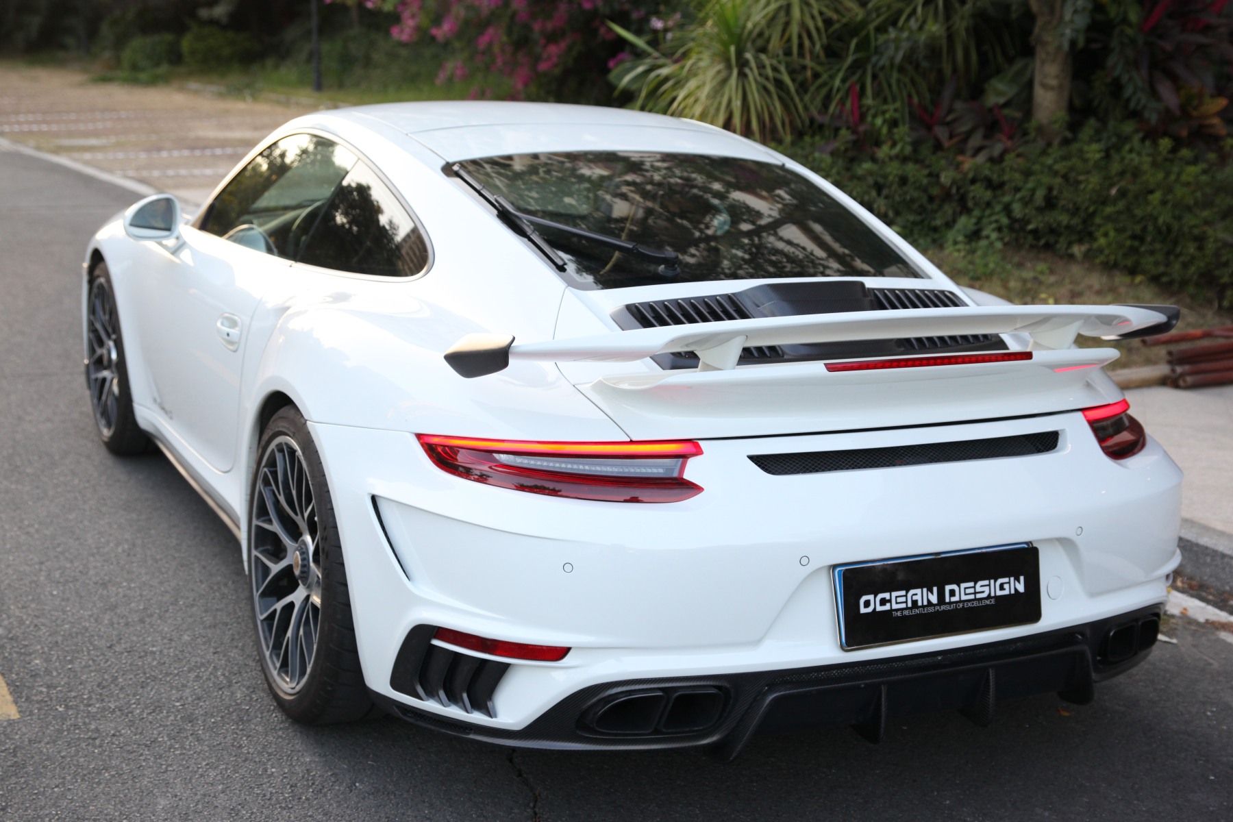 Porsche 911 991.2 Turbo Topcar Style Parts - styling view