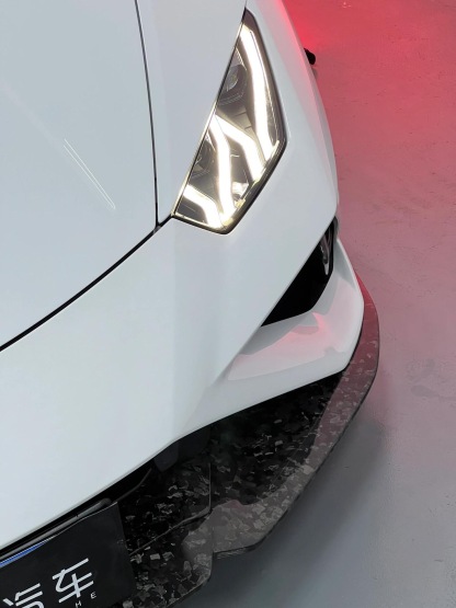 Lamborghini Huracan EVO RWD N Style Dry Carbon Parts - styling view