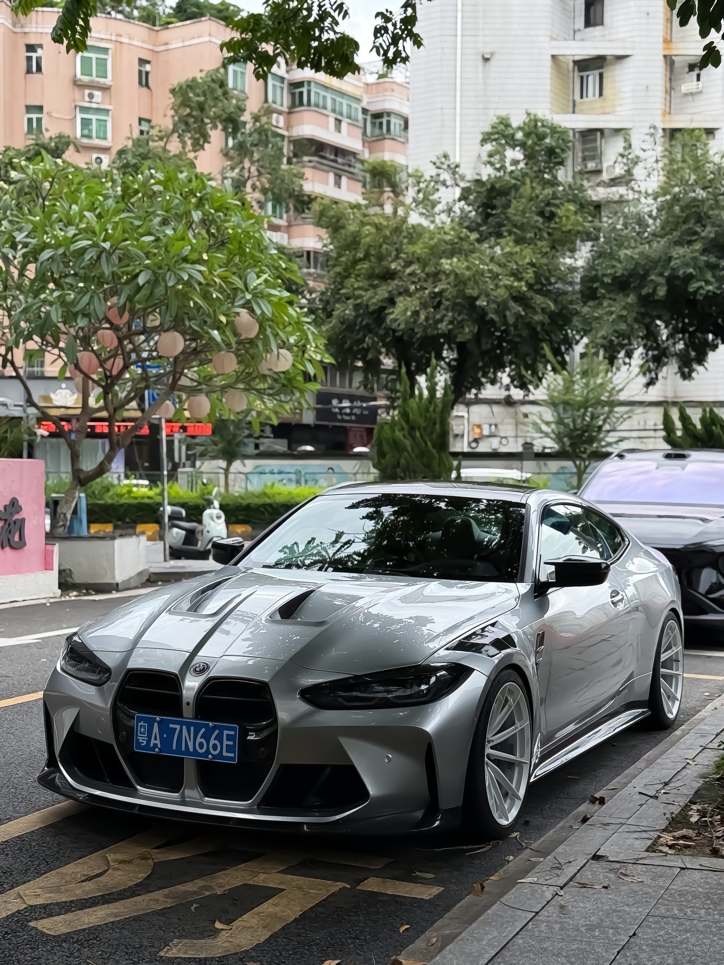 BMW G80 M3/G82 M4 AP Style Dry Carbon Fenders - styling view