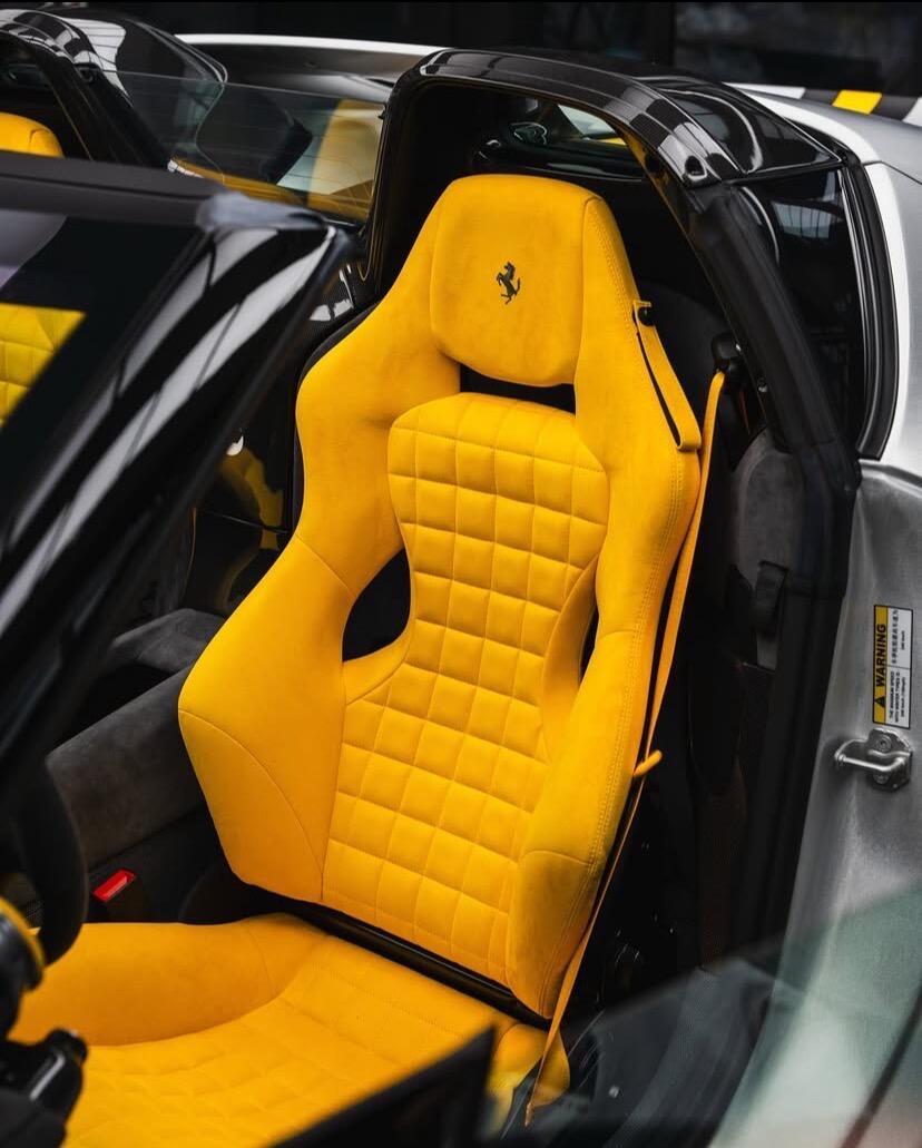 Ferrari F430/458/488/F8 Style Dry Carbon Bucket Seat - styling view