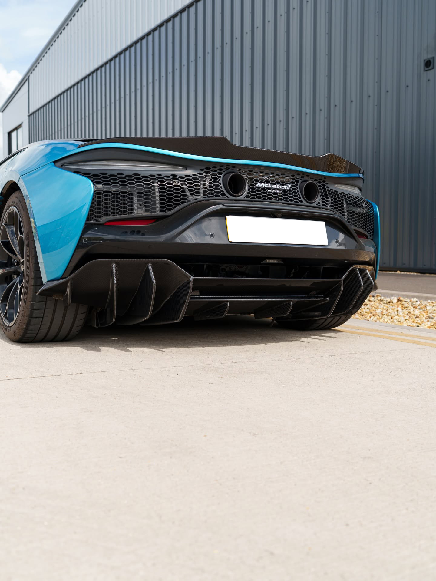McLaren Artura C Style Dry Carbon Parts - styling view