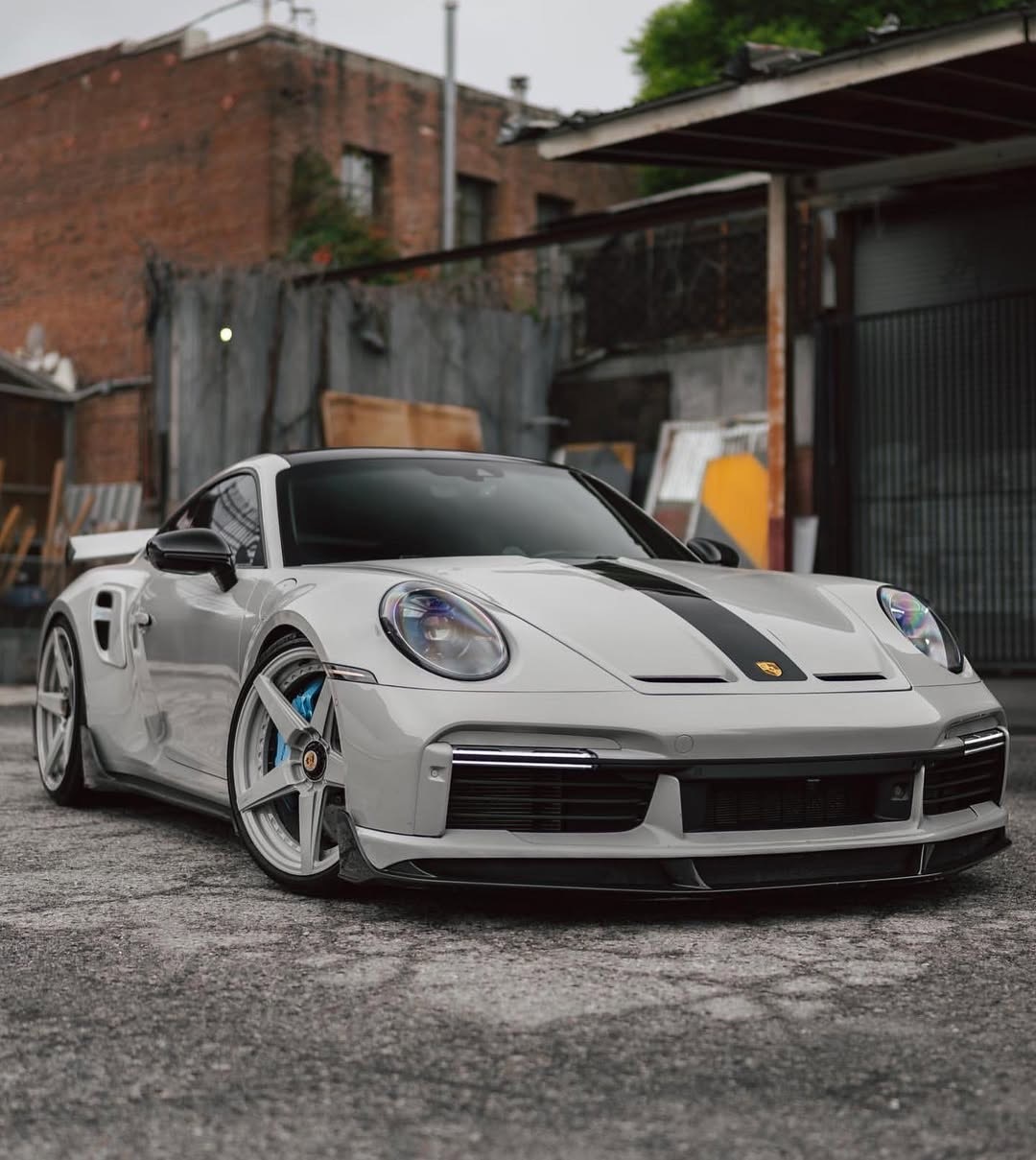 Porsche 911 992.1 Turbo S 9D Style Dry Carbon Parts - styling view
