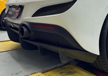 Ferrari F8 K Style Dry Carbon Parts - styling view