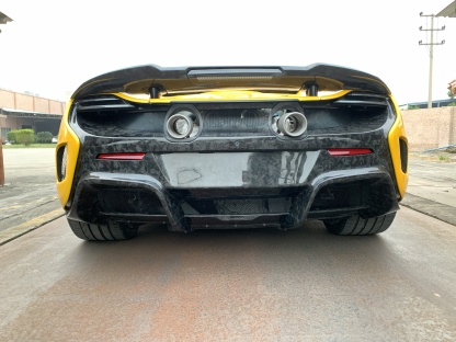 McLaren MP4-12C/625/650S 675LT Style Carbon Conversion Kit - styling view