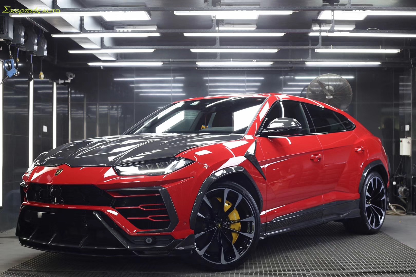Lamborghini Urus Topcar Style Dry Carbon Parts - styling view