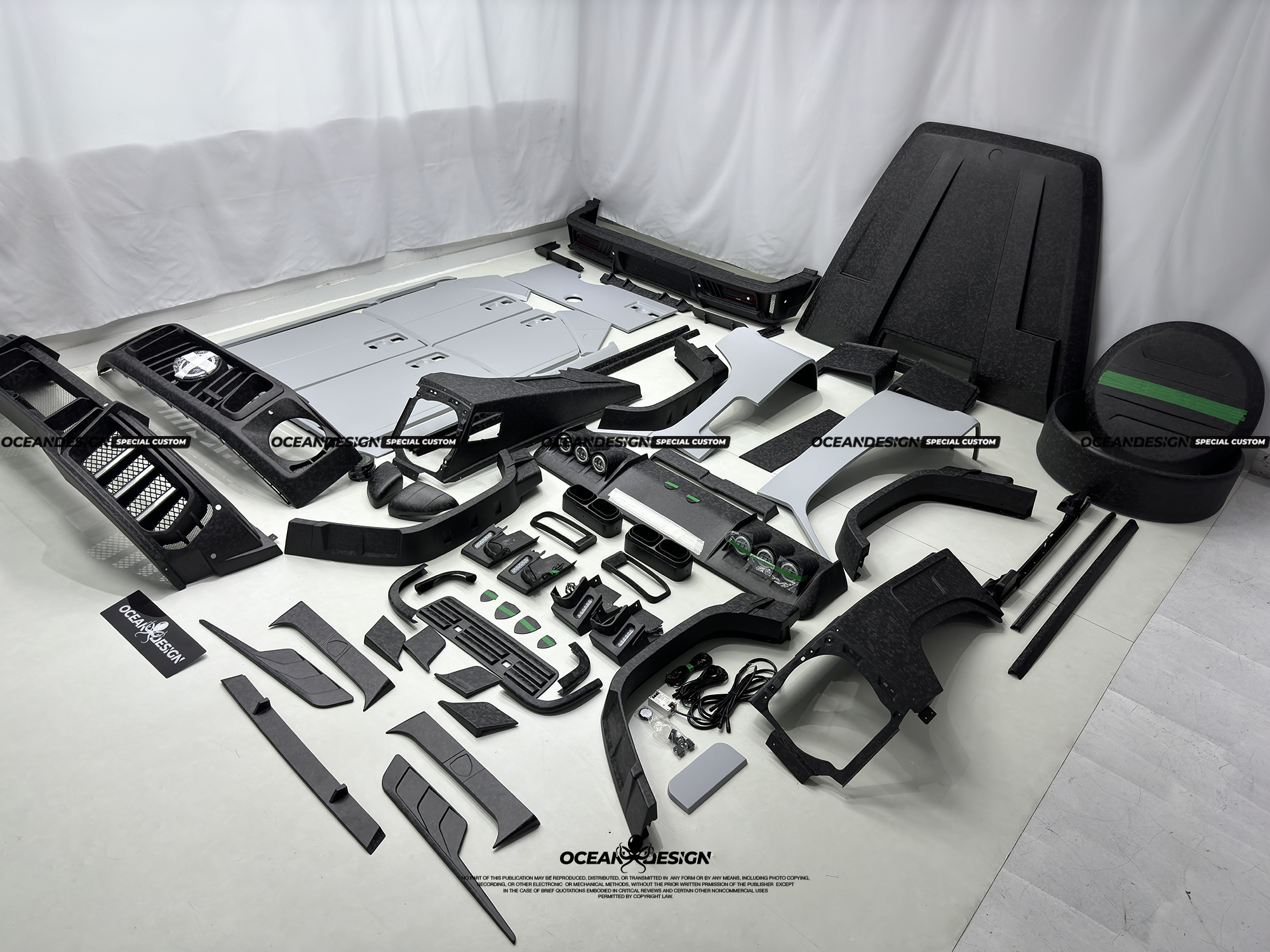 Mercedes-Benz W464/W465 G63/G500/G55 MSY Style Dry Carbon Body Kit - styling reference for Full Set
