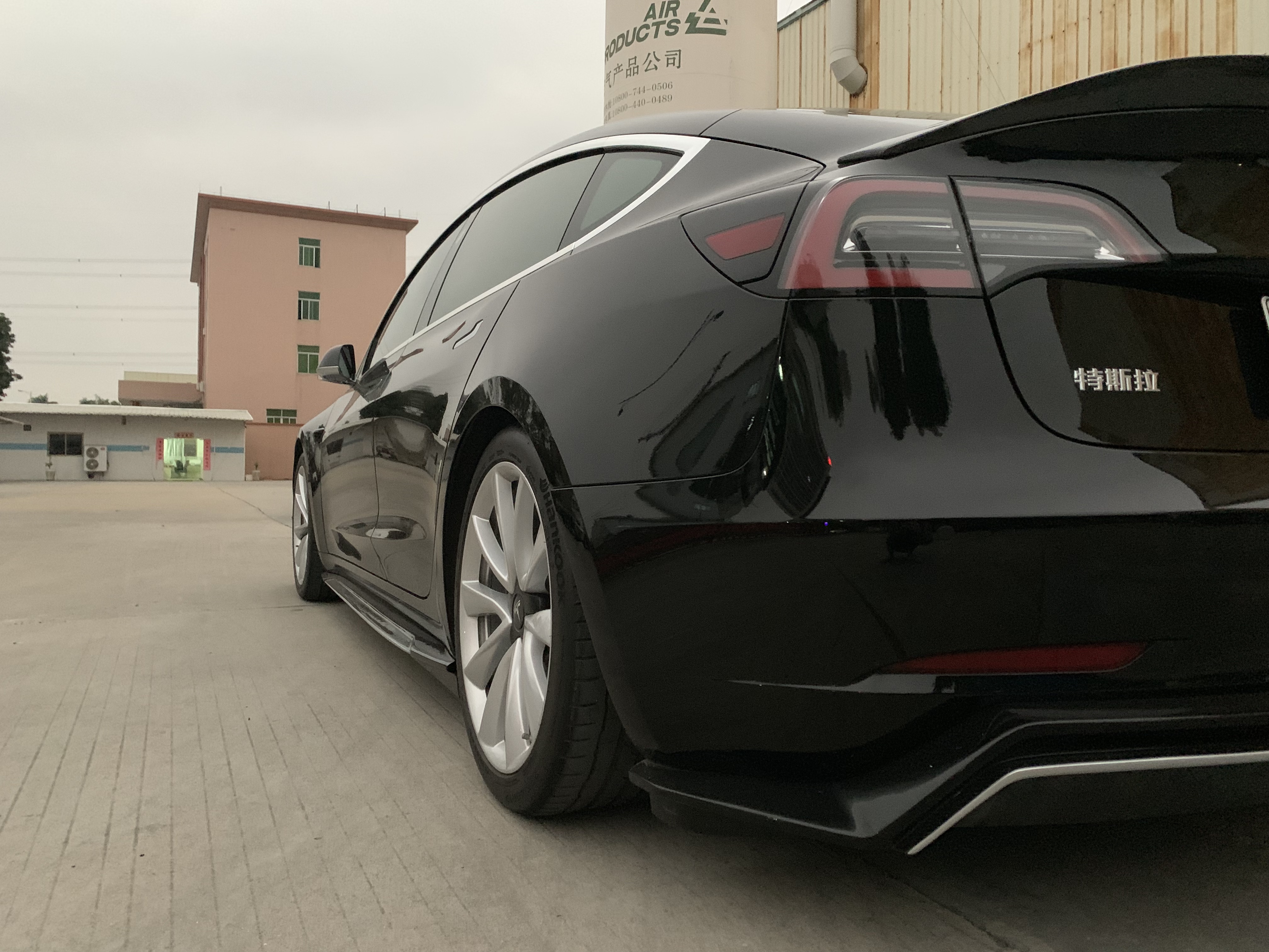 Tesla Model 3 ARTISAN Style Parts - styling view