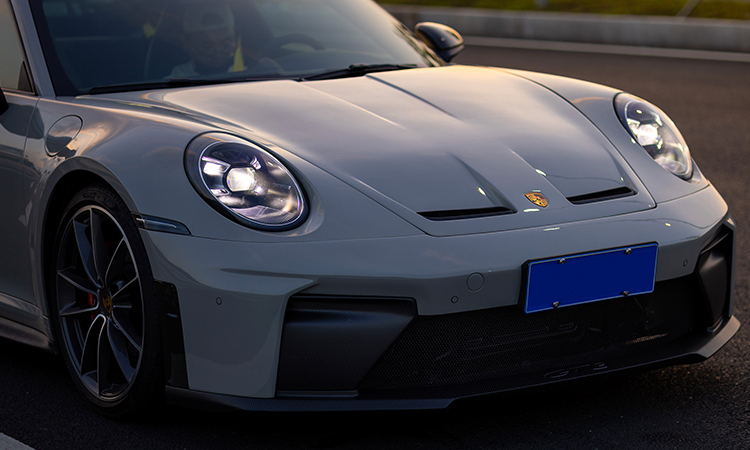 Porsche 911 992.1 / 992.2 GT3 Style Conversion Parts - styling view