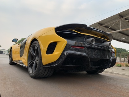 McLaren MP4-12C/625/650S 675LT Style Carbon Conversion Kit - styling view