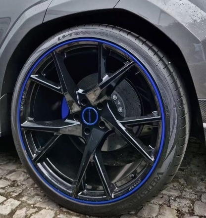 Lamborghini Urus MSY Generation 2 Style Dry Carbon Body Kit - styling view