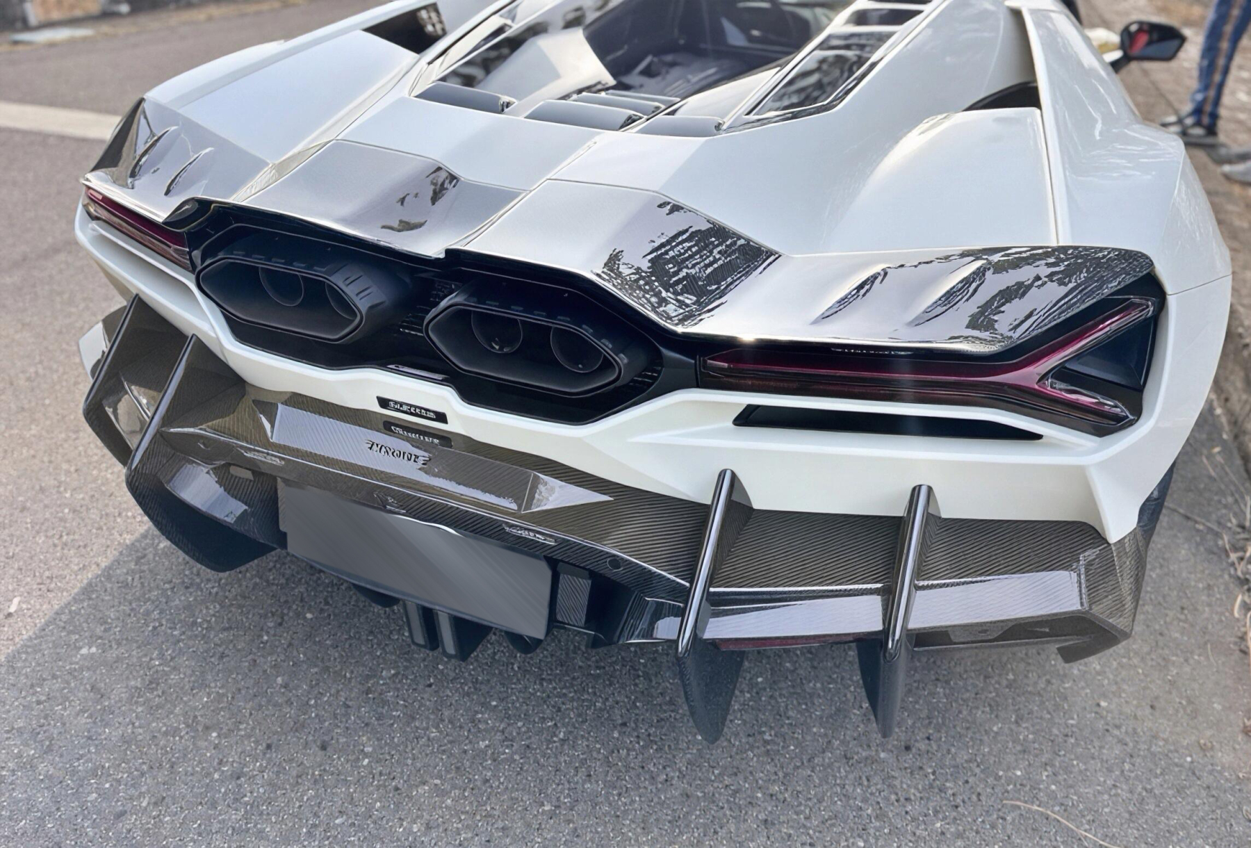 Lamborghini Revuelto M Style Parts - styling view