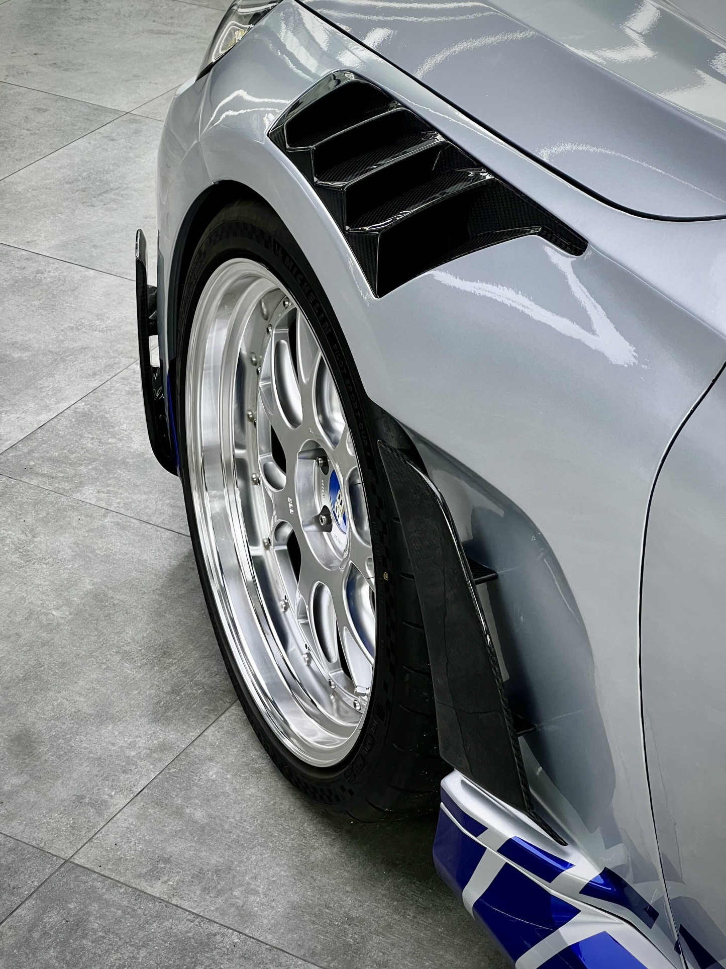 BMW G87 M2 AP Style Dry Carbon Parts - styling view