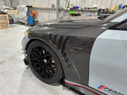BMW G80 M3/G82 M4 Ocean Design Dry Carbon Shark-Fin Fenders - styling view