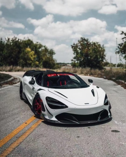 McLaren 720S RYFT Style Parts - styling view