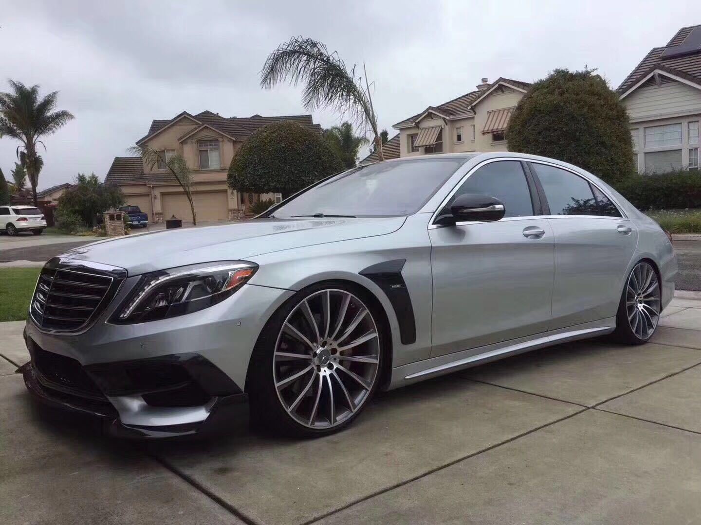 Mercedes-Benz W222.1 S-Class Brabus Style Parts - styling view